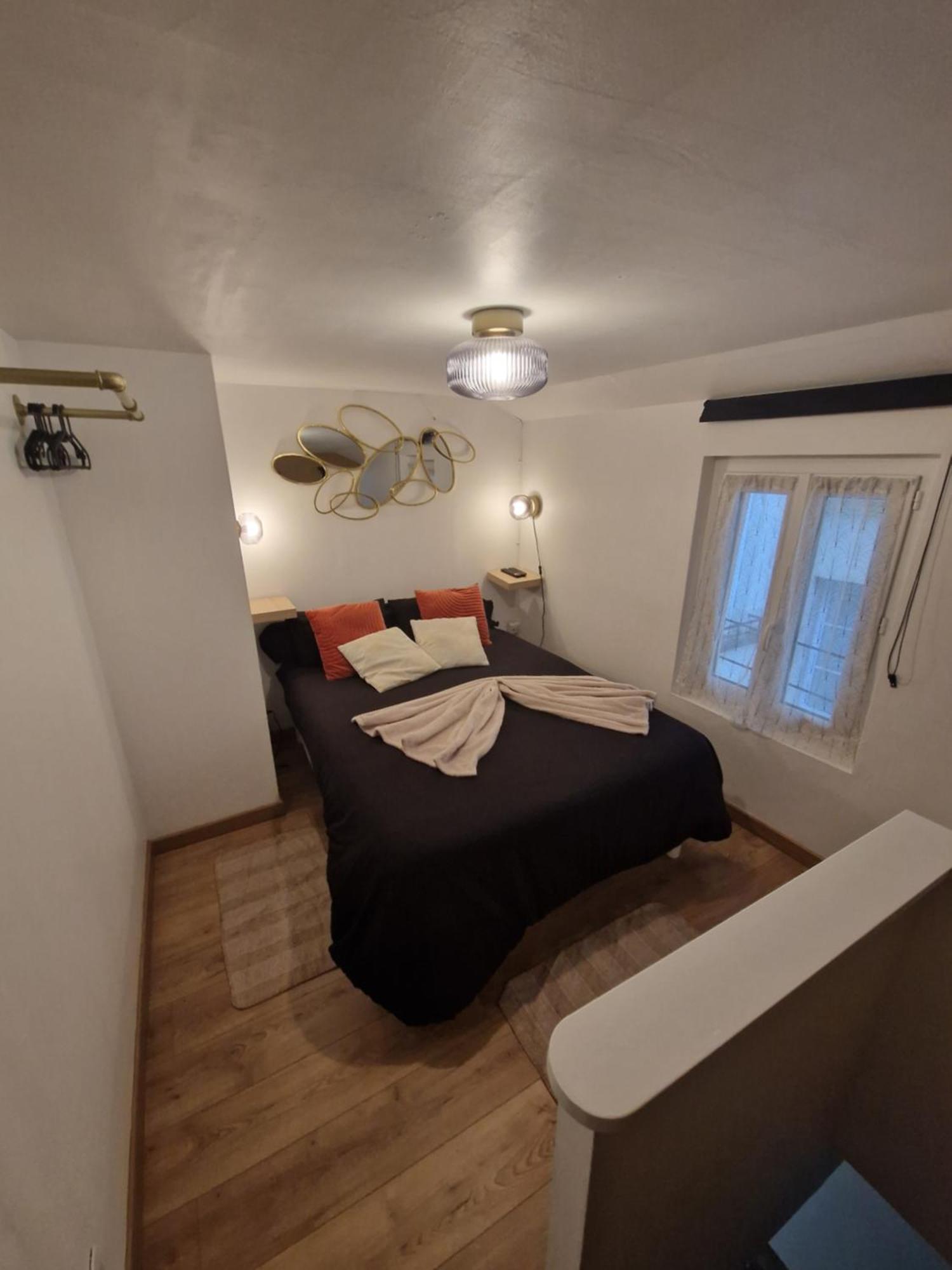 Apartamento Le Petit Triplex Des Carmelites -Coeur Historique Ruan Exterior foto